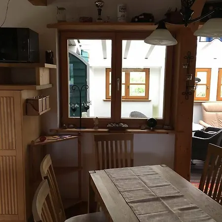 Momo بيت للعطل